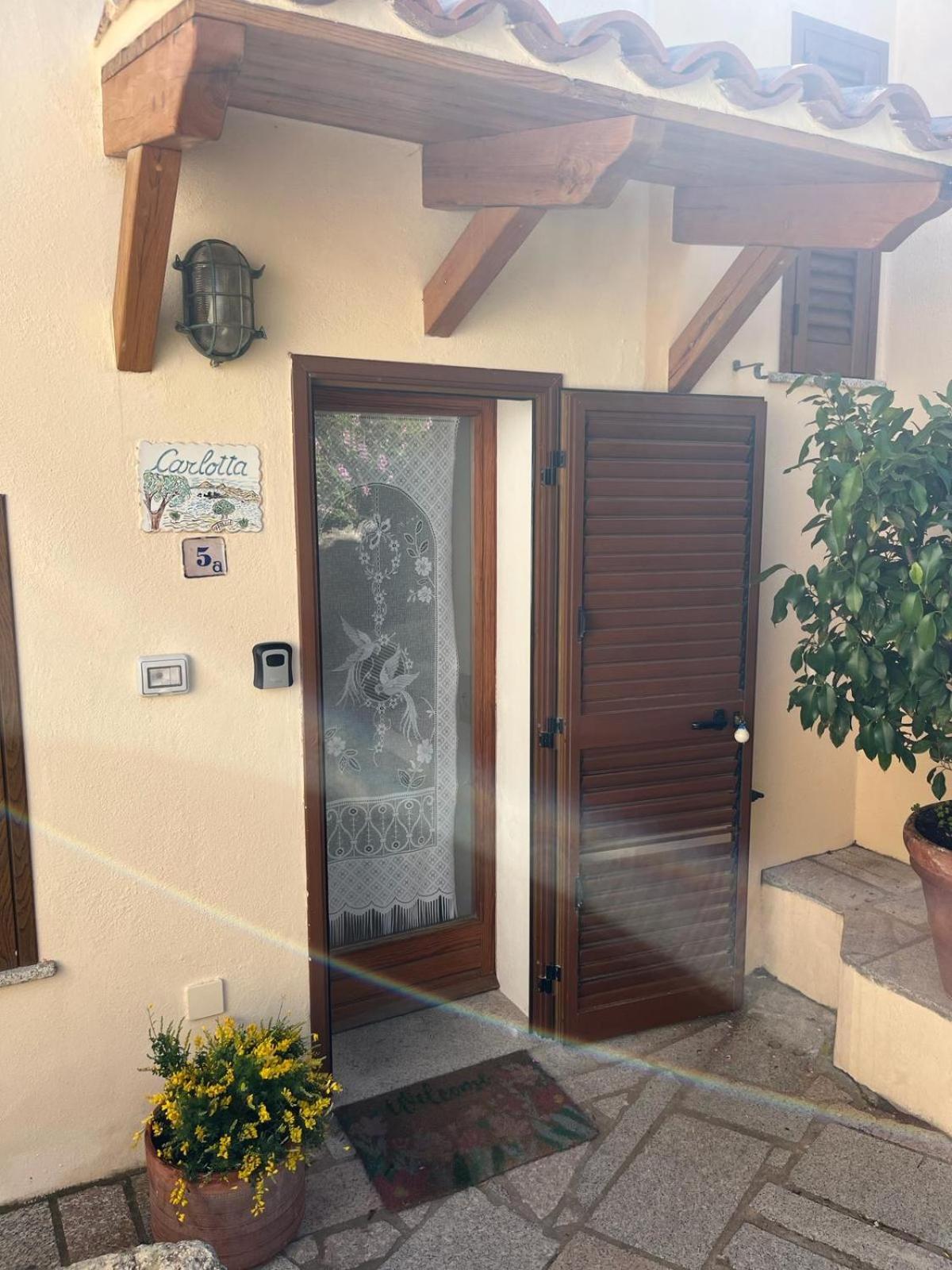 Villa Carlotta La Maddalena La Maddalena  Exteriör bild